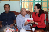 Thăm, chúc tết đảng viên cao tuổi đảng và lực lượng vũ trang