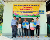 Xã Thuận Lợi bàn giao 03 căn nhà đại đoàn kết cho hộ khó khăn về nhà ở
