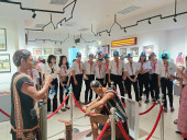 Trường THCS Tân Phú tổ chức hoạt động trải nghiệm Về nguồn tại Bảo tàng, Thư viện tỉnh Bình Phước